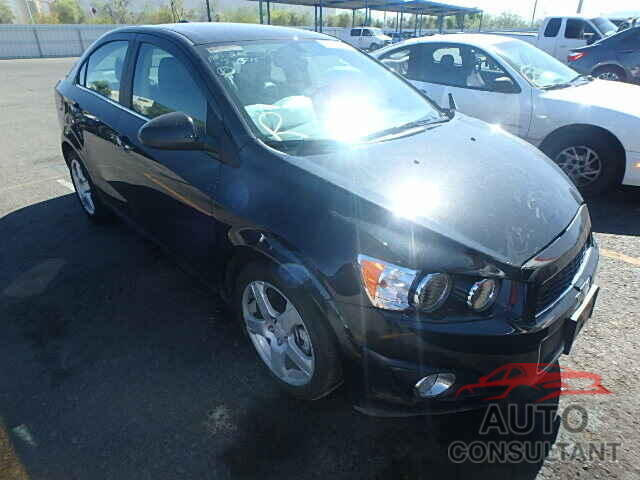 CHEVROLET SONIC 2015 - 1G1JE5SB7F4103556