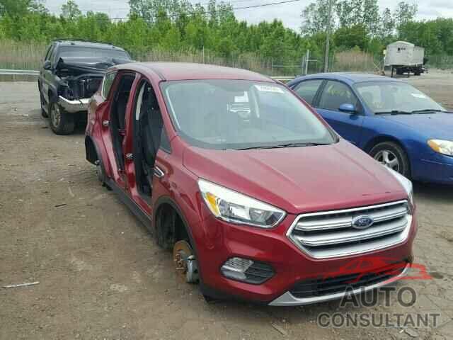 FORD ESCAPE 2017 - 1FMCU0GDXHUD38449