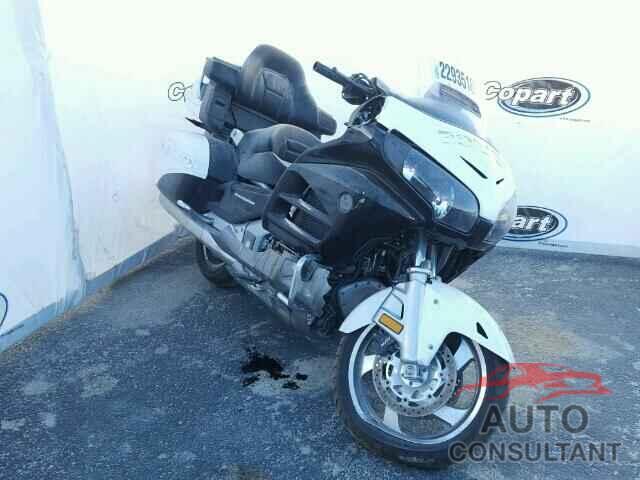 HONDA GL CYCLE 2015 - JH2SC68G9FK300810