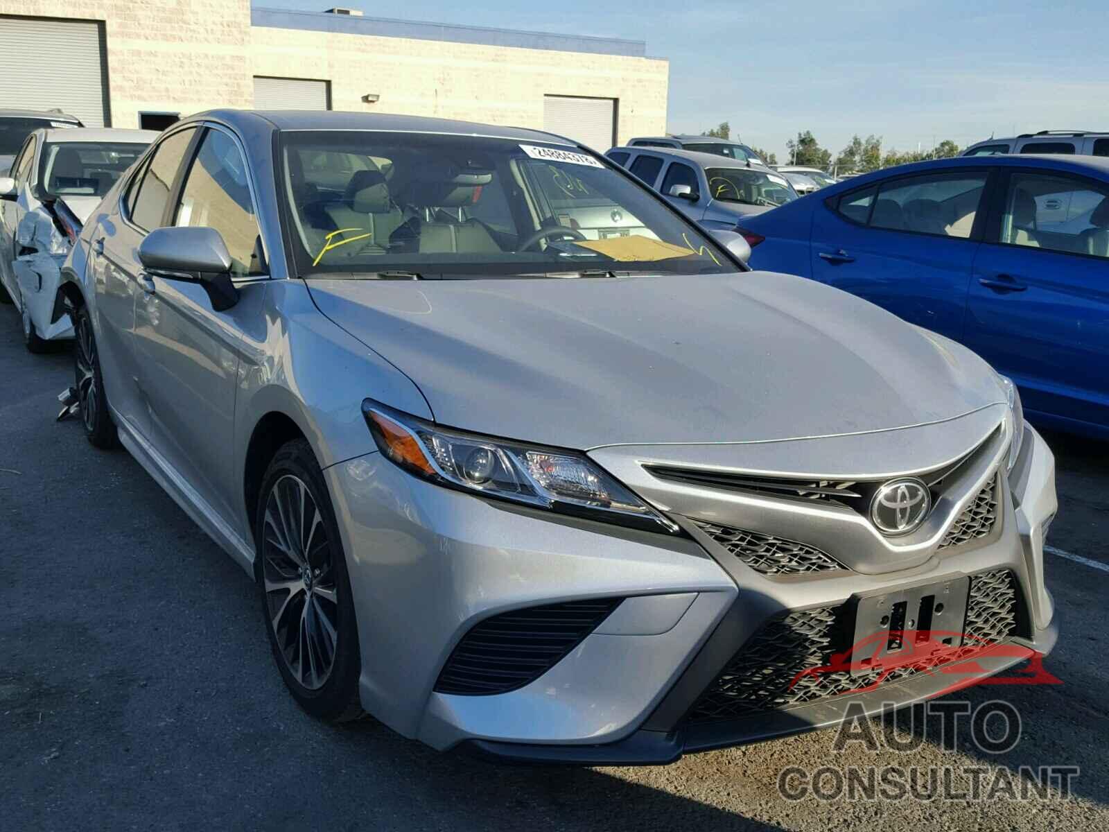 TOYOTA CAMRY 2018 - JTNB11HK6J3038619