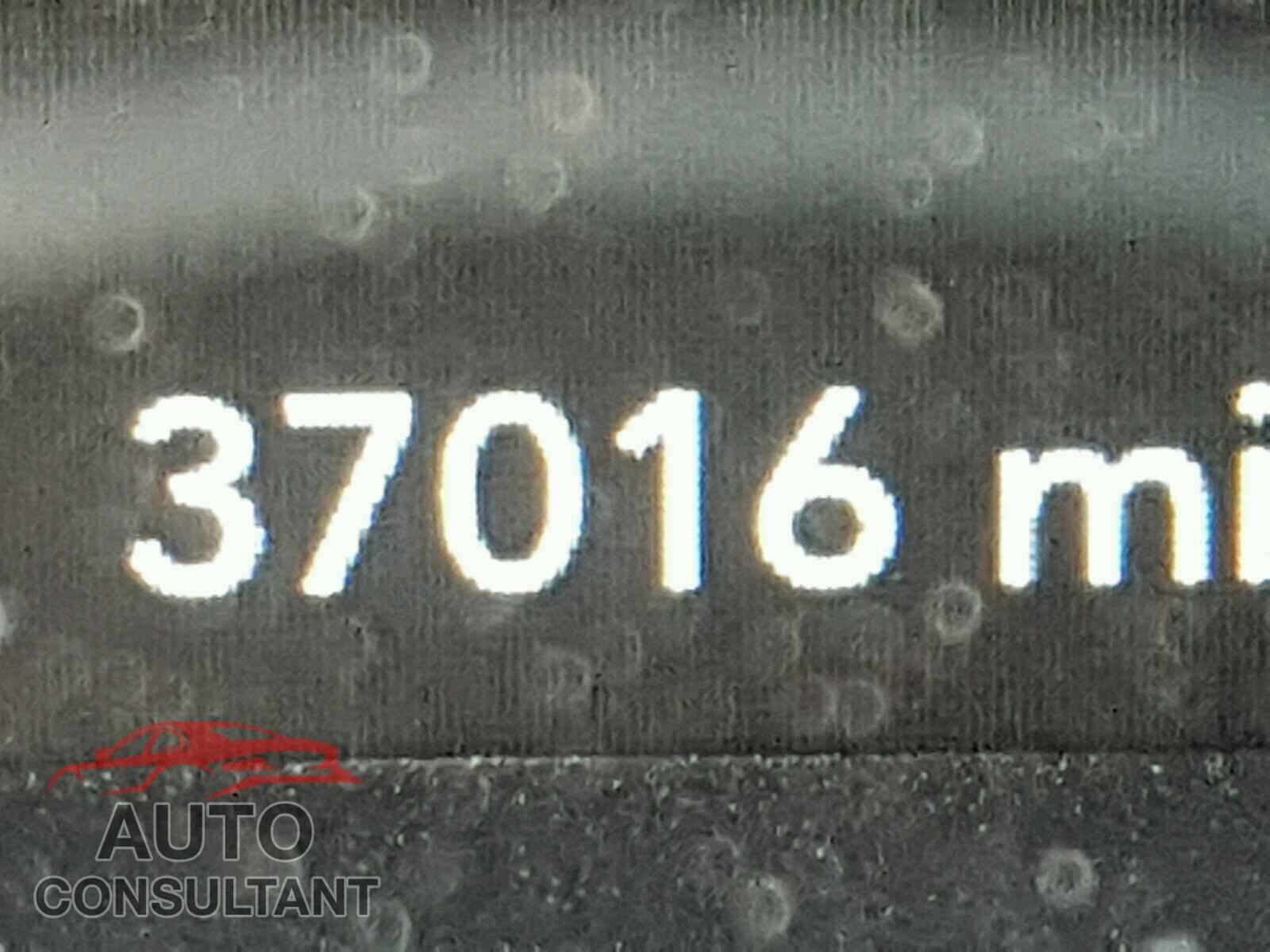 DODGE CHALLENGER 2015 - 2C3CDZAT3FH913407