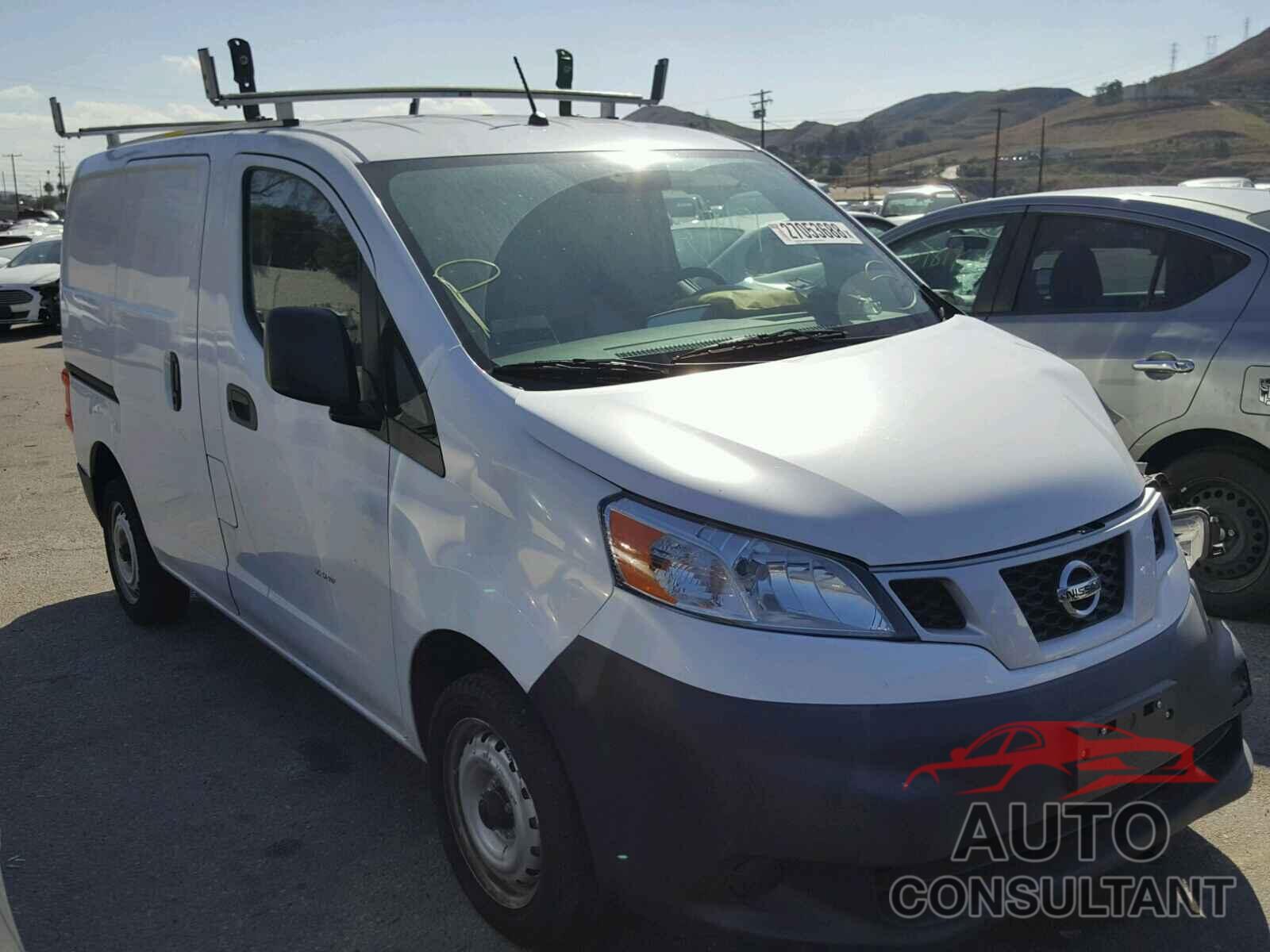 NISSAN NV 2017 - 3N6CM0KN5HK690176