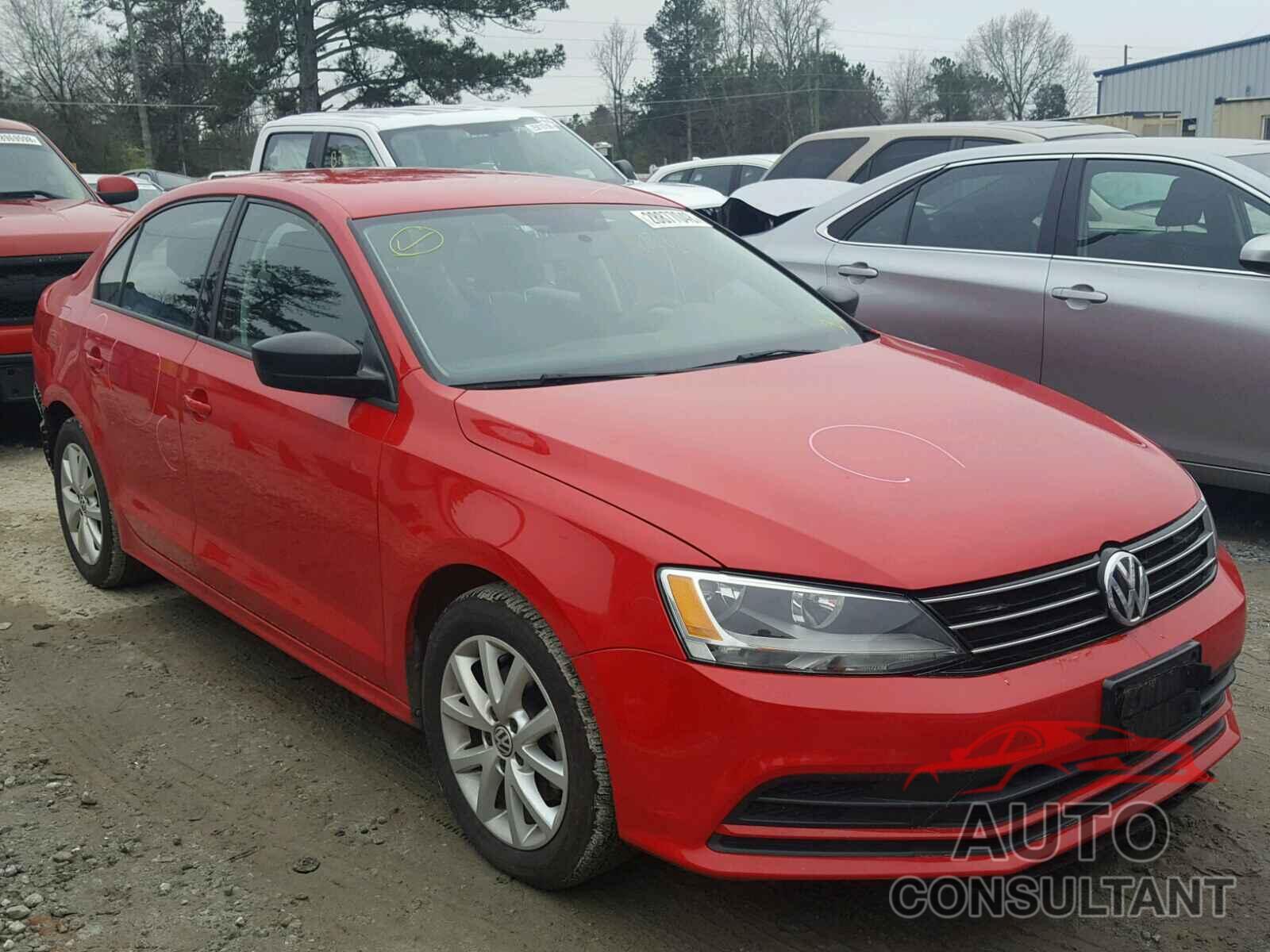 VOLKSWAGEN JETTA 2015 - 3VWD17AJ5FM266499