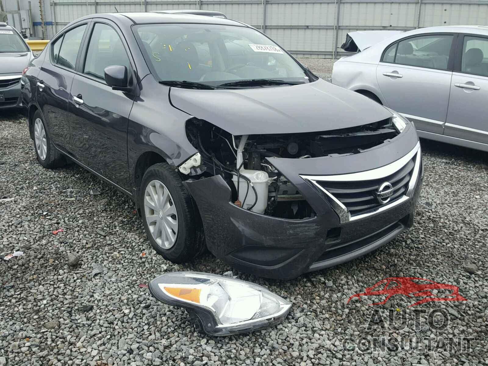 NISSAN VERSA 2015 - 3N1CN7AP5FL871171