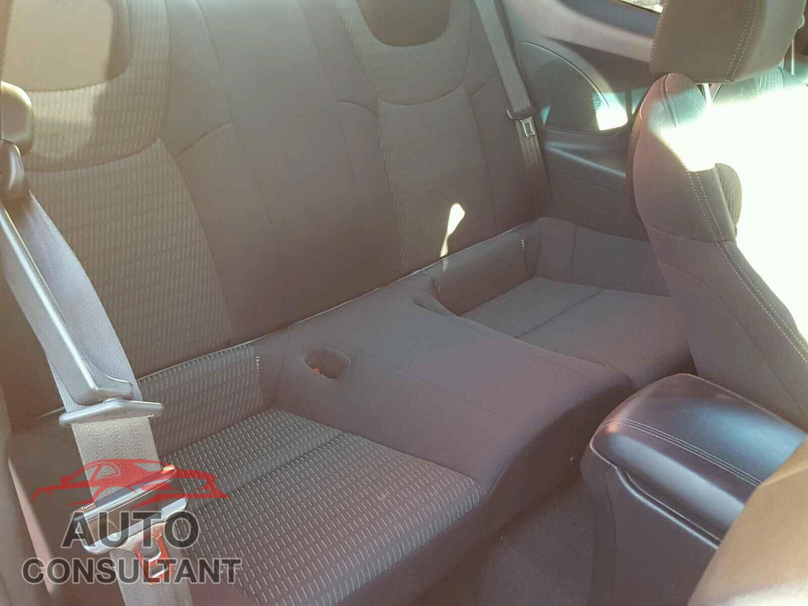 HYUNDAI GENESIS 2015 - KMHHT6KJ3FU130077