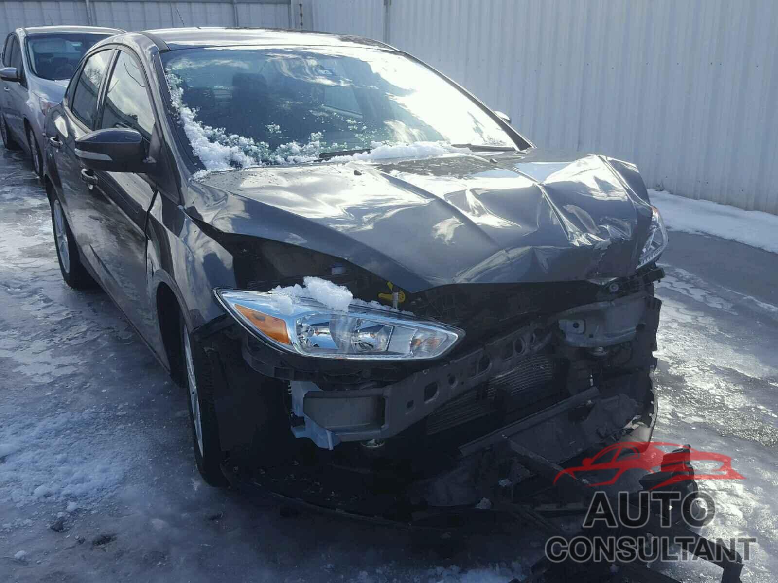 FORD FOCUS 2017 - 1FADP3F24HL220684