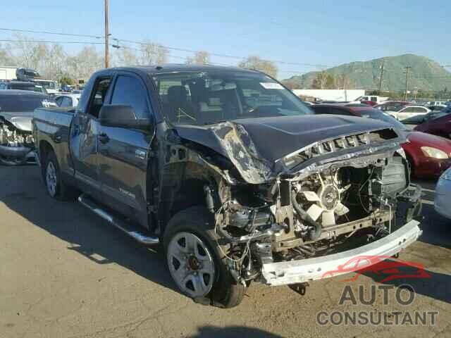 TOYOTA TUNDRA 2015 - 5TFRY5F18FX180969