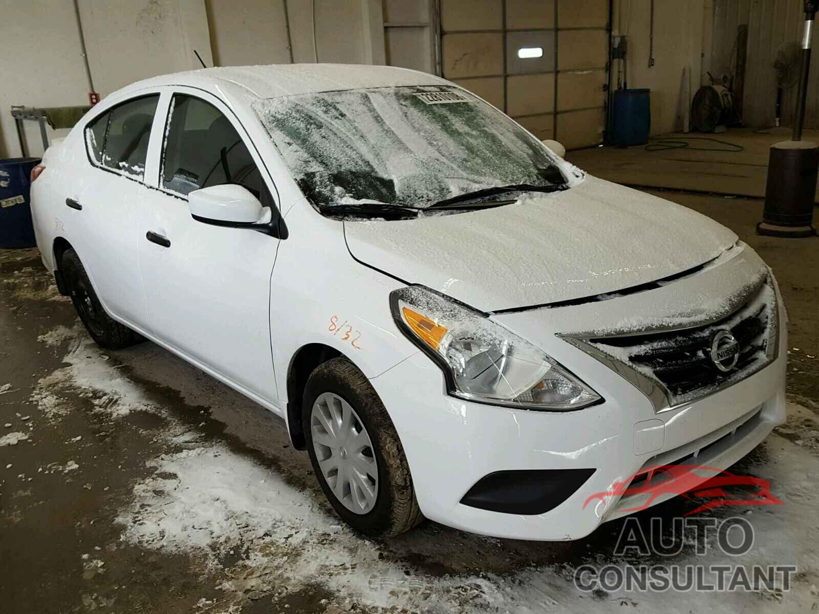 NISSAN VERSA 2017 - 3N1CN7APXHL907875