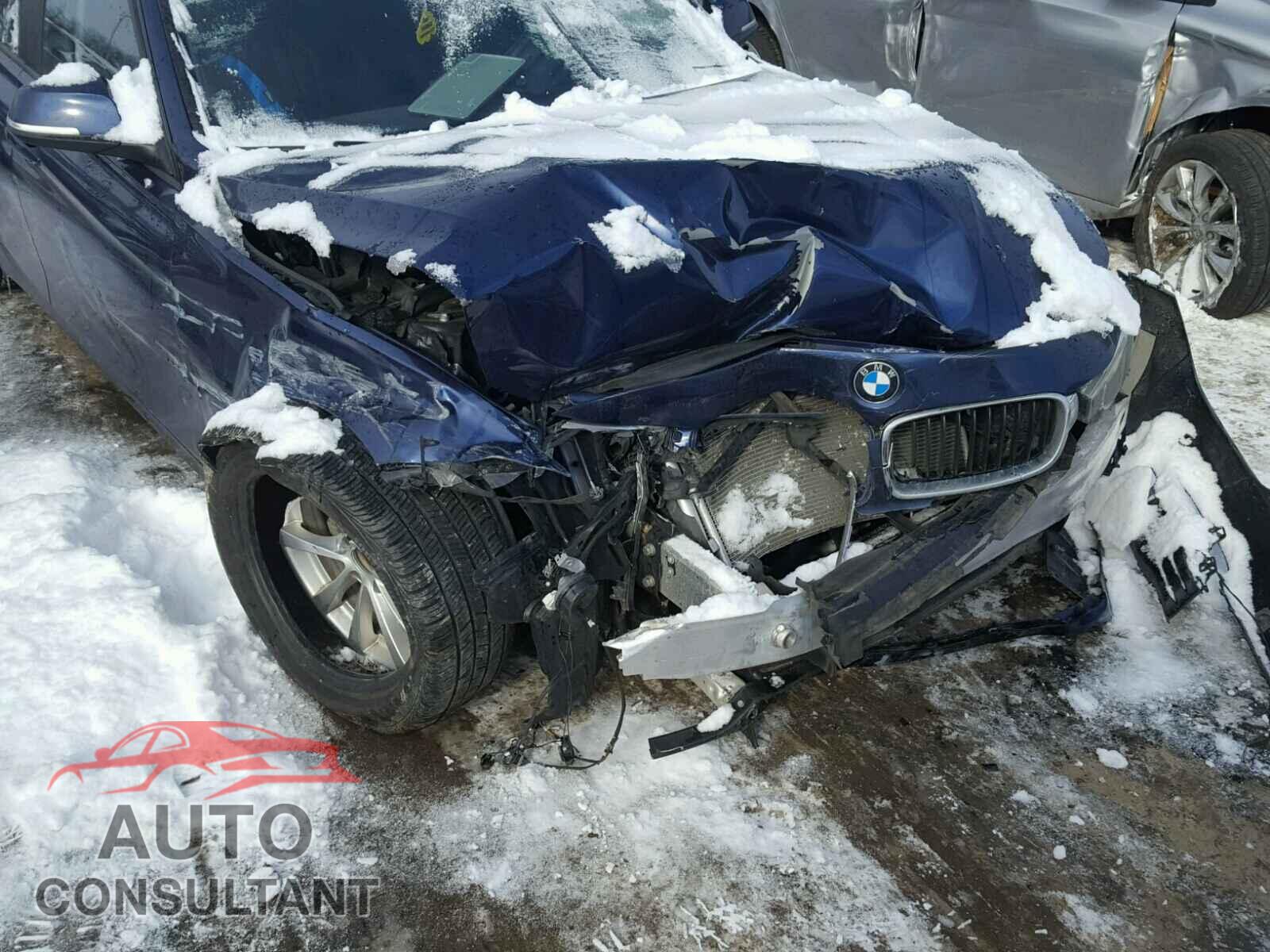 BMW 3 SERIES 2016 - WBA8E5G55GNU19345