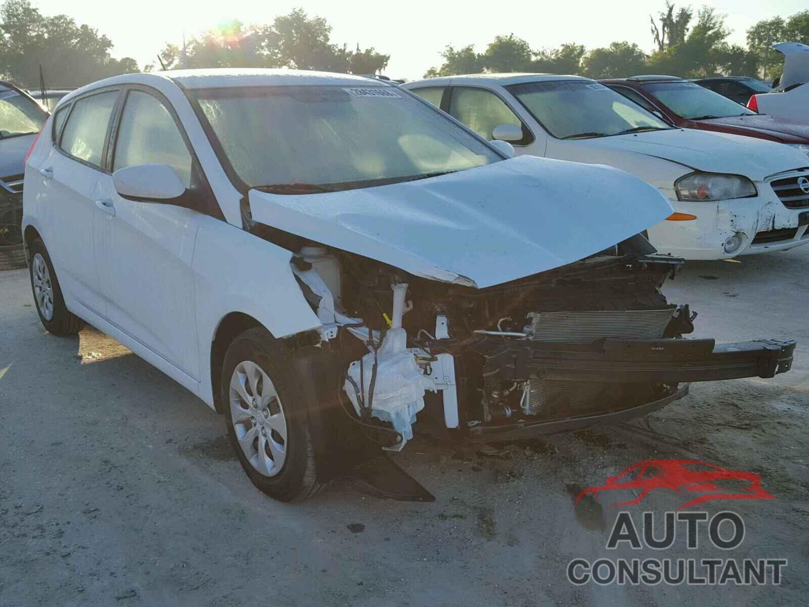 HYUNDAI ACCENT 2016 - KMHCT5AE1GU269845