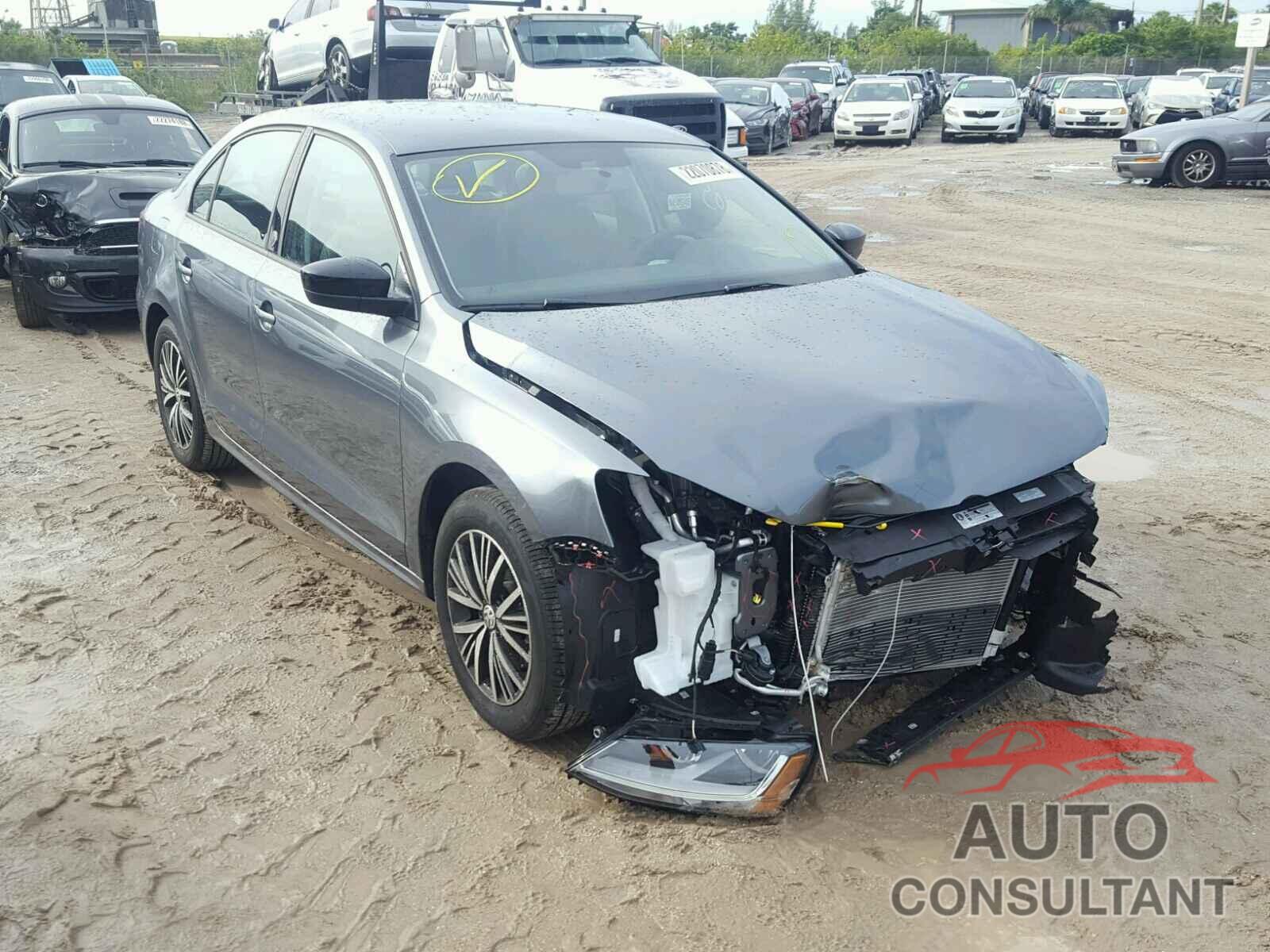VOLKSWAGEN JETTA 2018 - 3VWDB7AJ7JM208903