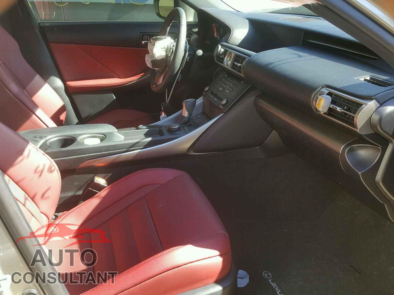 LEXUS IS250 2015 - JTHBF1D28F5064676