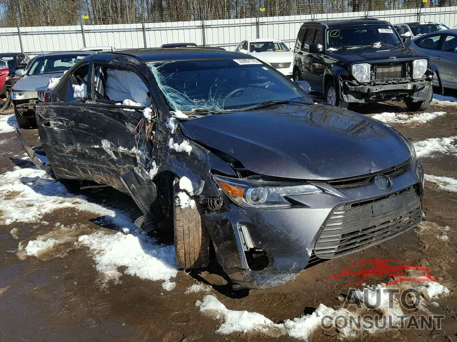 TOYOTA SCION 2015 - JTKJF5C70FJ013691