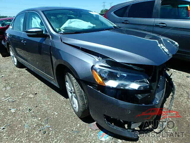 VOLKSWAGEN PASSAT 2015 - 1VWCT7A38FC041633