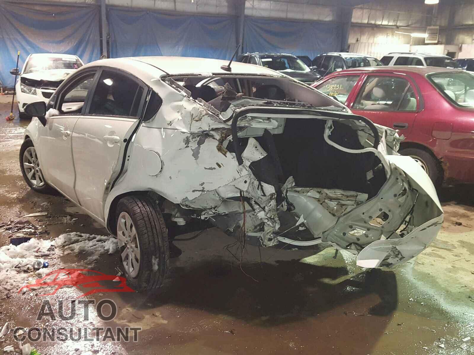 KIA RIO 2015 - KNADM4A32F6447762