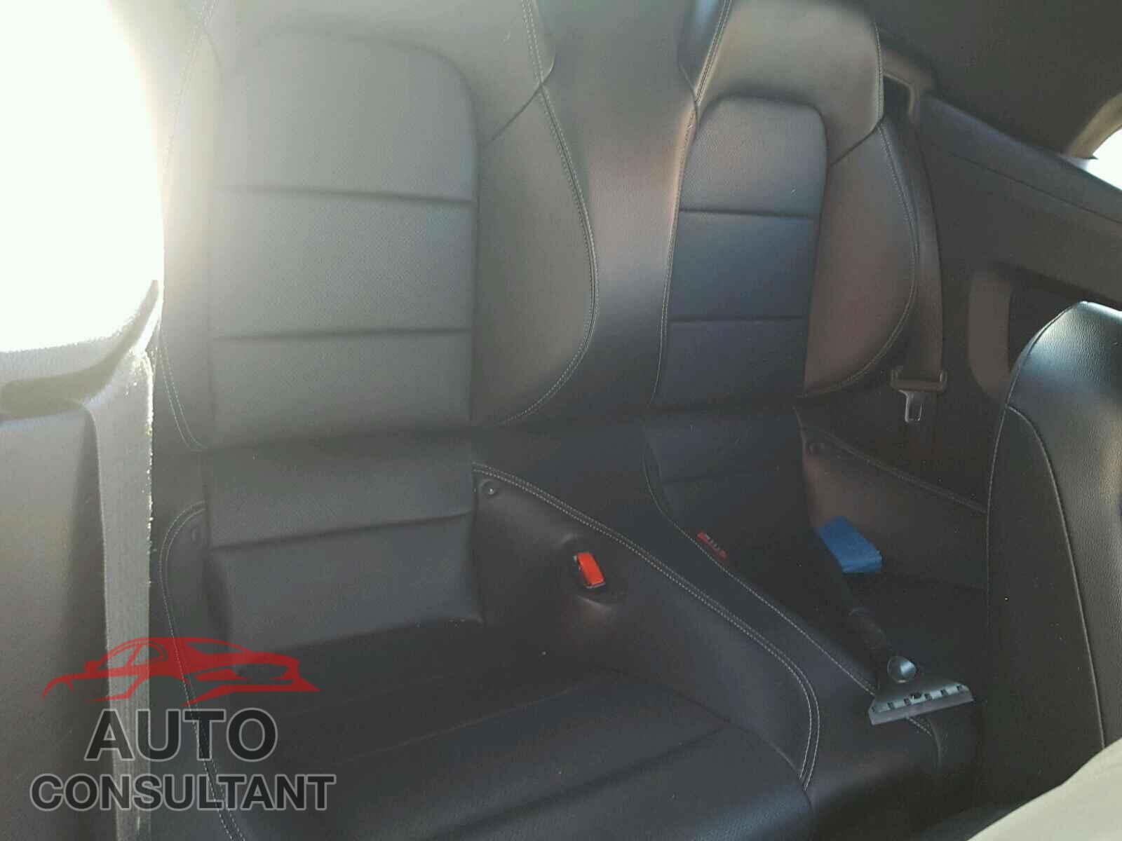 FORD MUSTANG 2017 - 1FATP8UH8H5281976