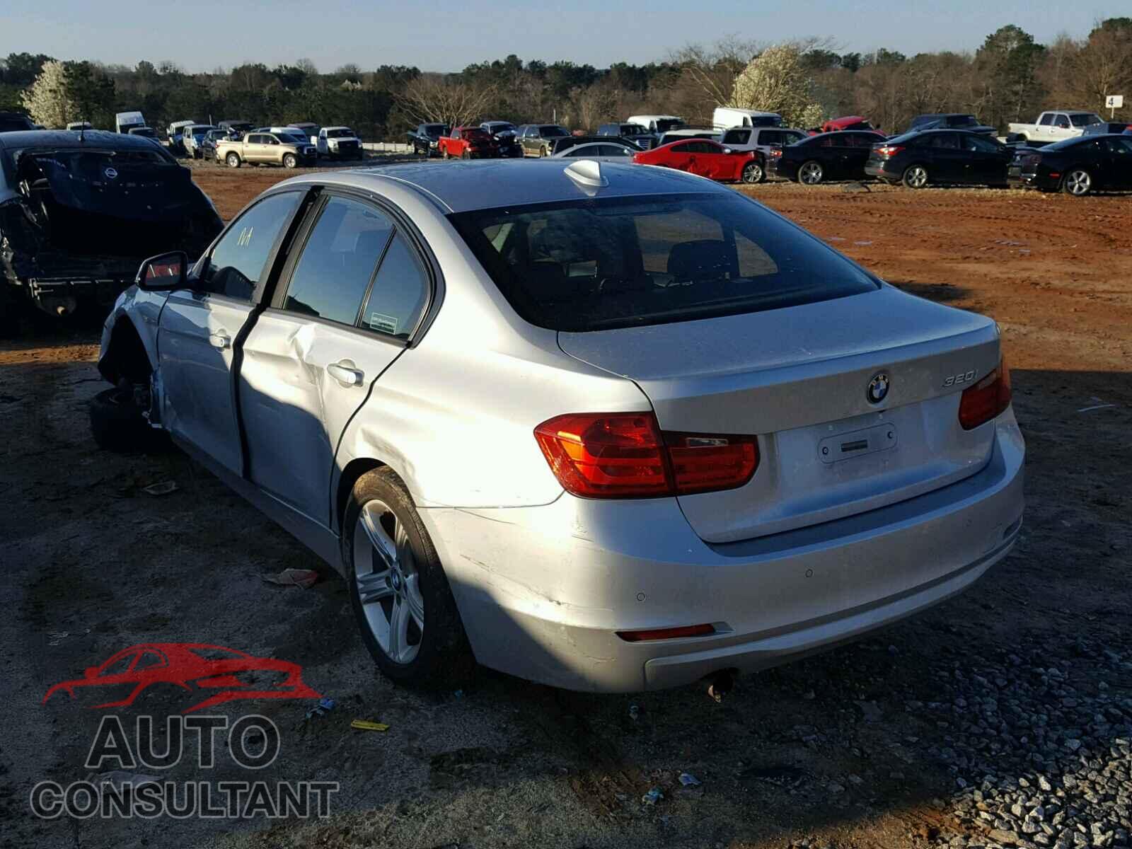 BMW 3 SERIES 2015 - WBA3B1G54FNT03077