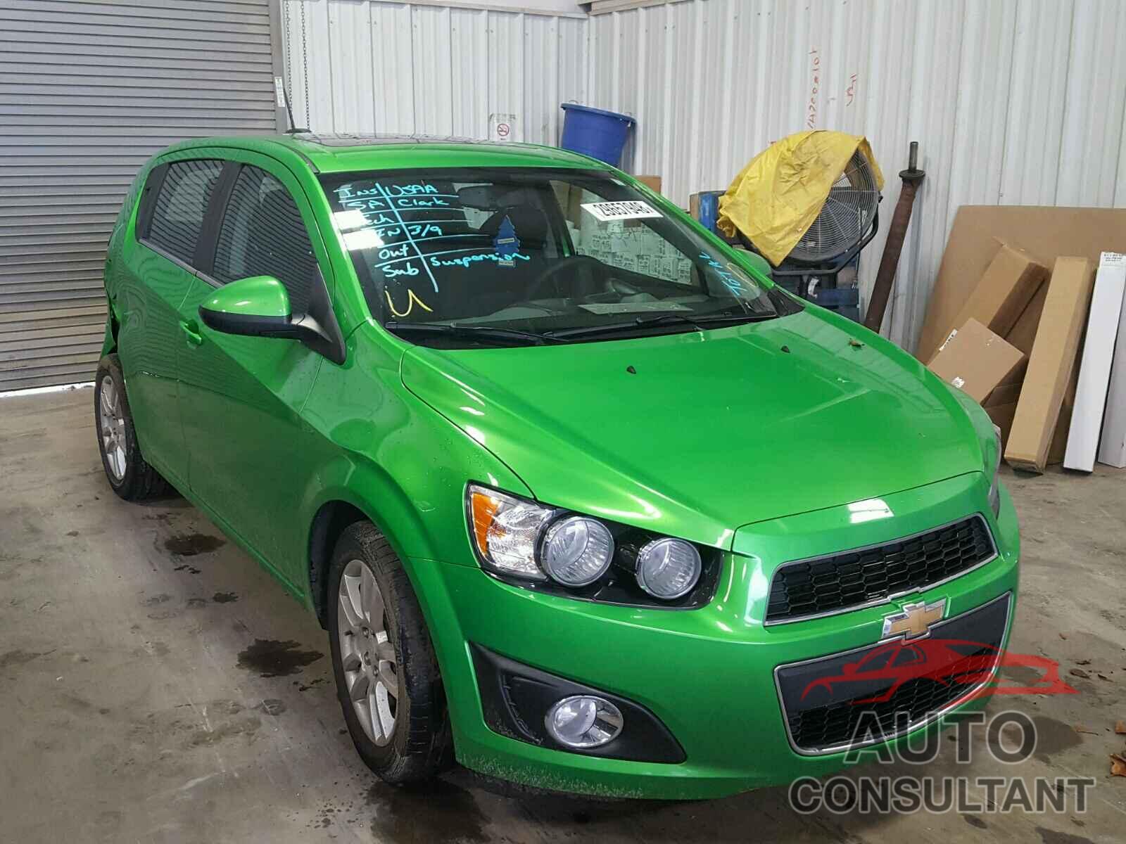 CHEVROLET SONIC 2015 - 1G1JC6SH9F4154637