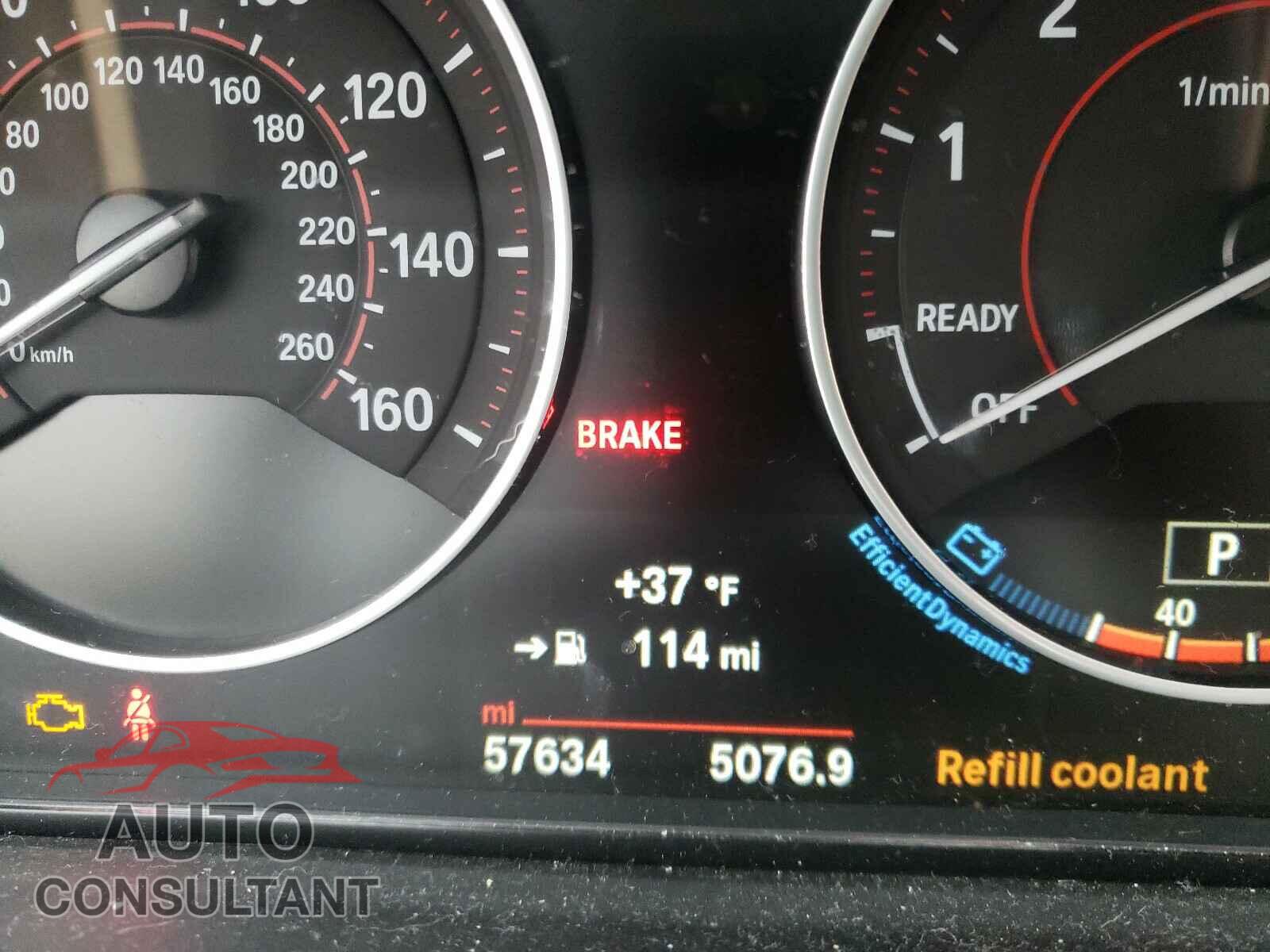 BMW 3 SERIES 2016 - WBA8E3G54GNU05070