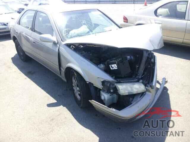 2000 CAMRY TOYOTA