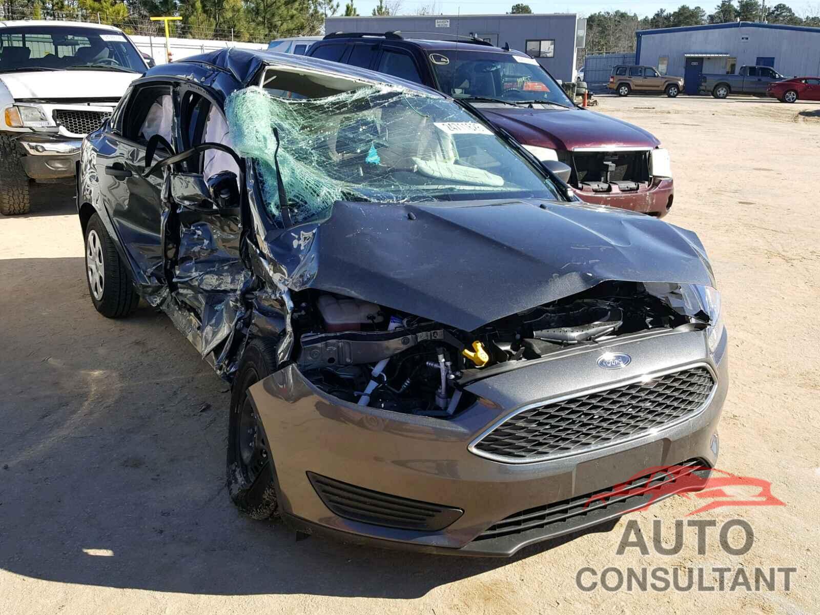 FORD FOCUS 2017 - 1FADP3E29HL331037