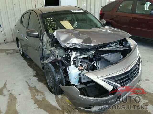 NISSAN VERSA 2015 - 3N1CN7AP3FL843529