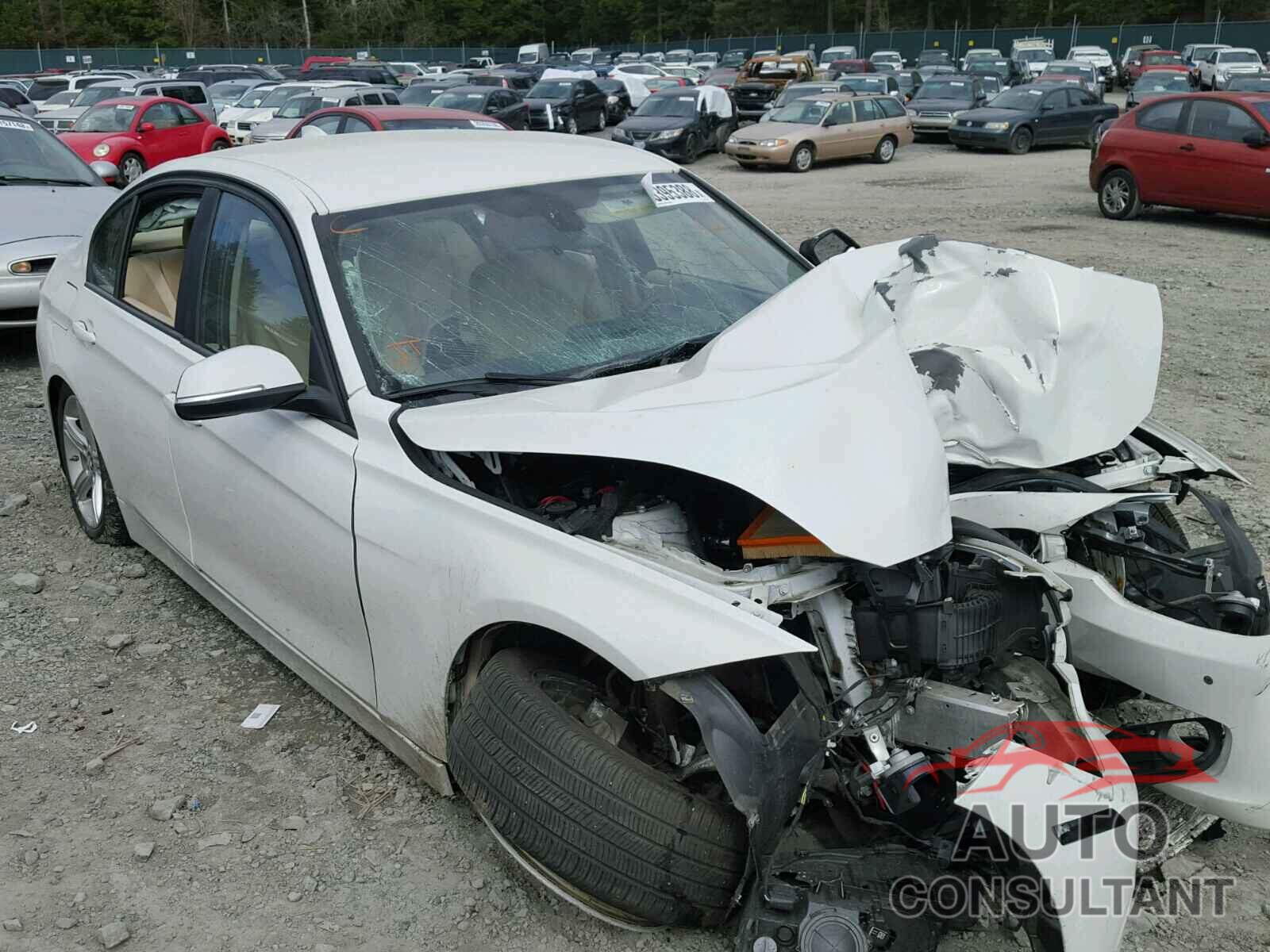BMW 3 SERIES 2015 - WBA3B1G53FNT02311