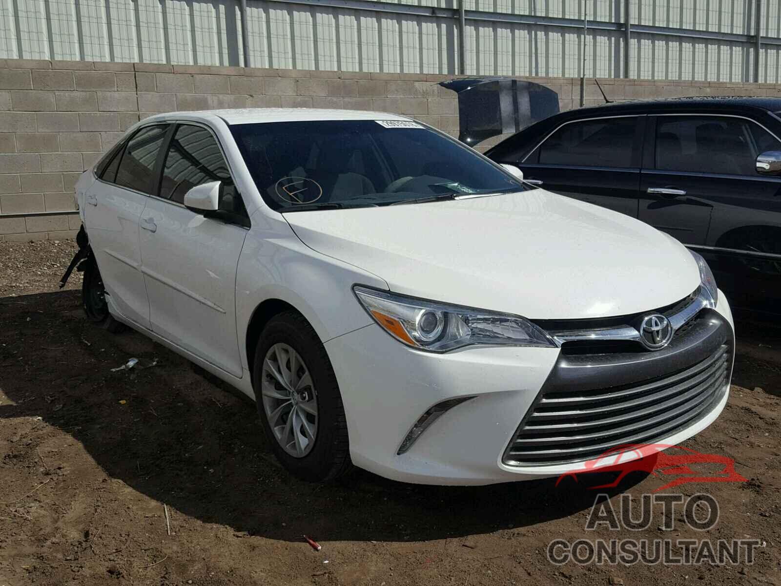 TOYOTA CAMRY 2016 - 4T4BF1FK5GR541717