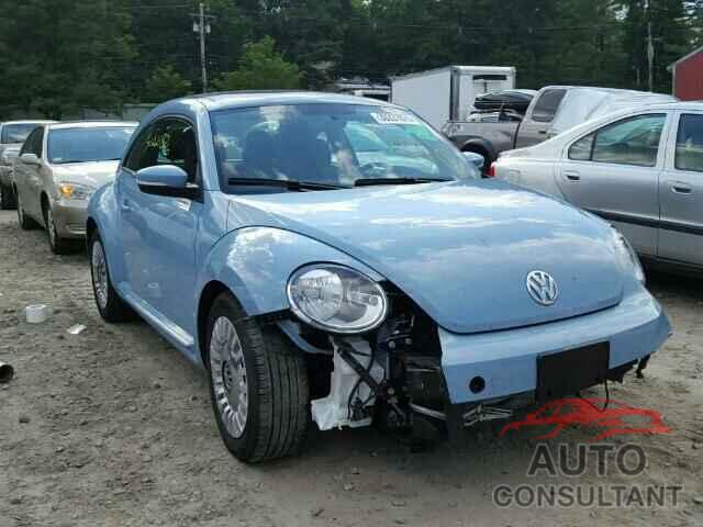 VOLKSWAGEN BEETLE 2015 - 3VWJ17AT8FM635893