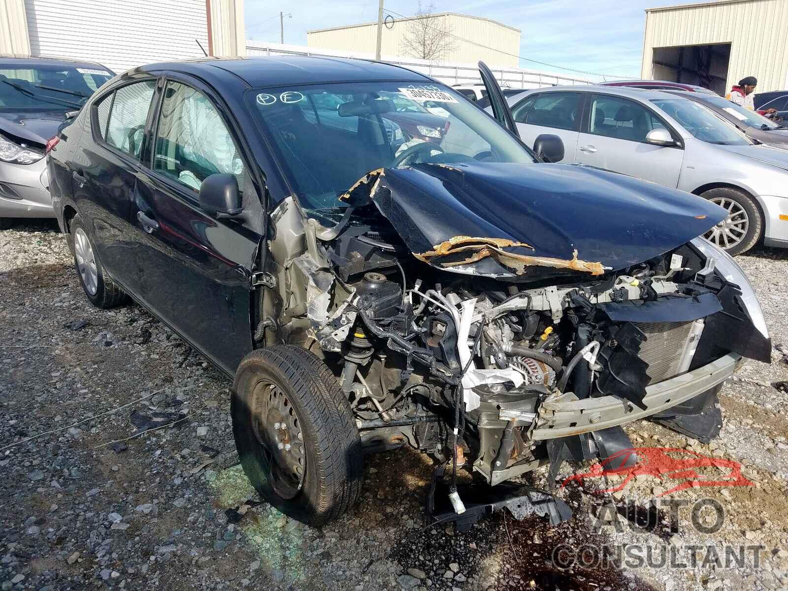NISSAN VERSA 2015 - 3VW6T7BUXMM031668