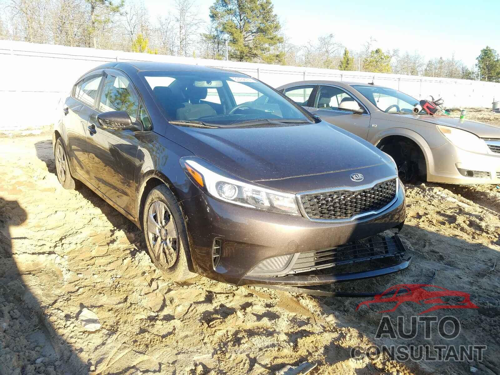 KIA FORTE 2018 - 3KPFK4A71JE164924