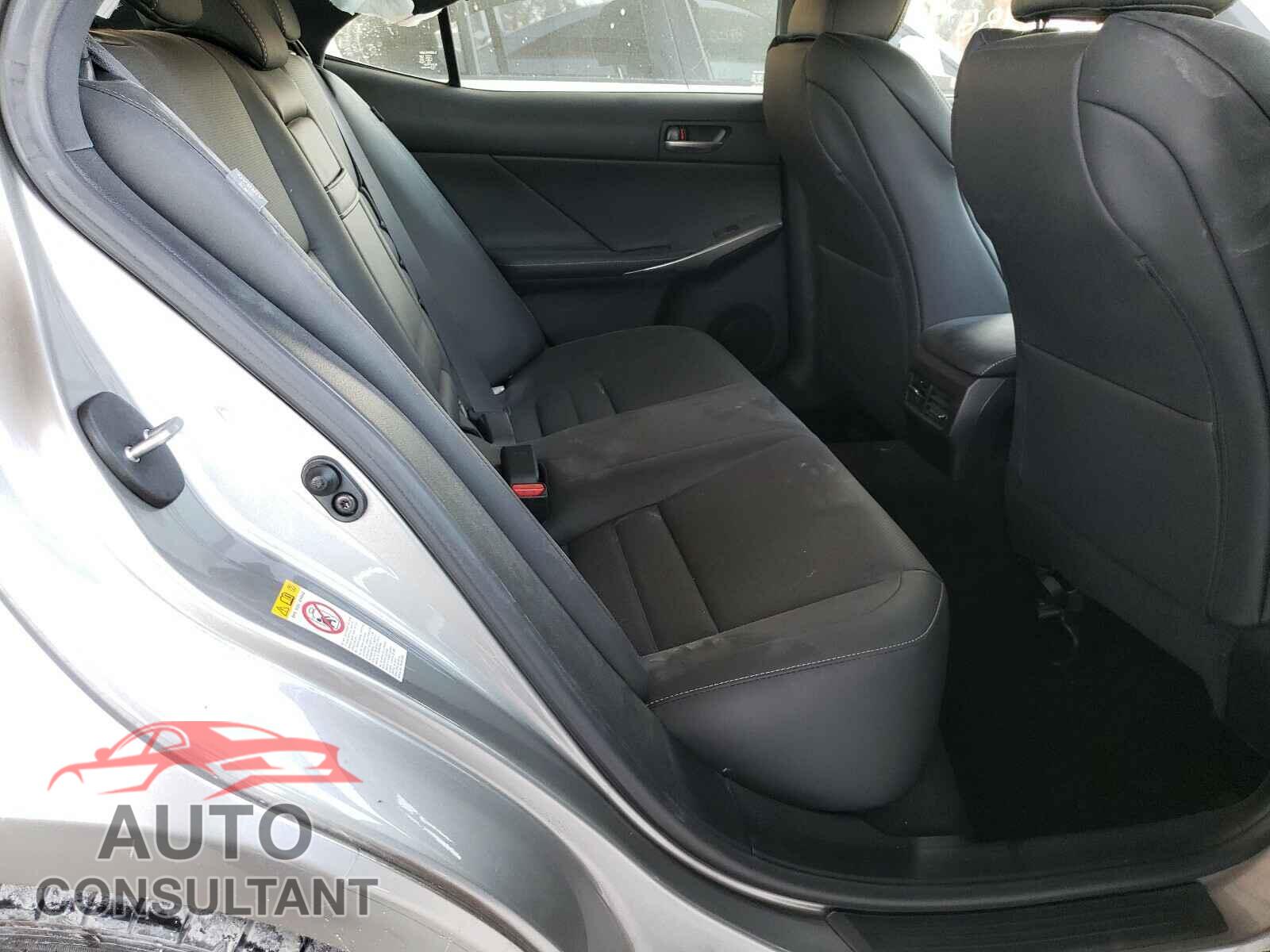 LEXUS IS 2017 - WP1AG2A51HLB54201