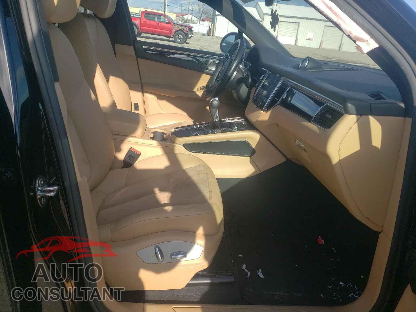 PORSCHE MACAN 2017 - WP1AA2A56HLB08364