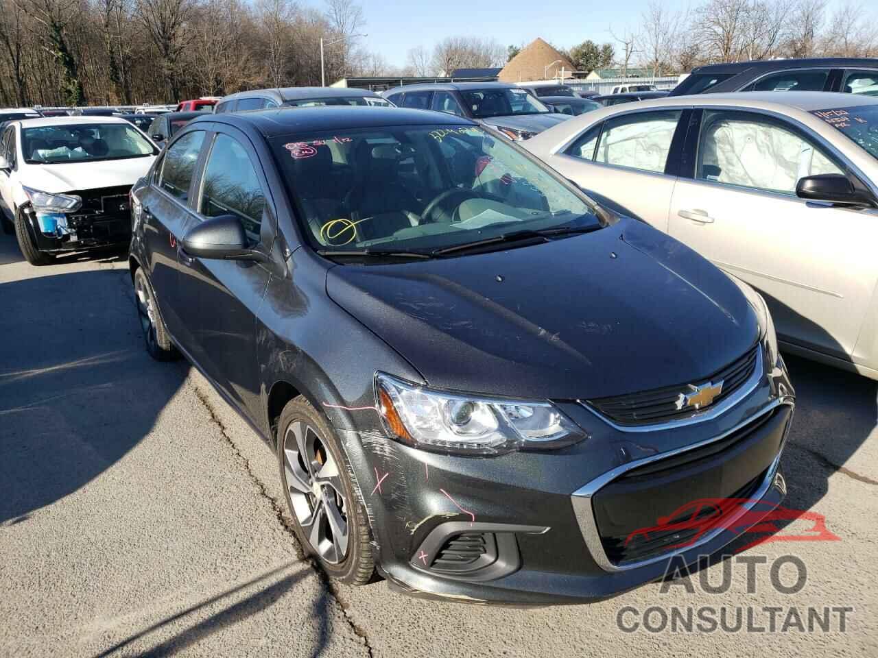 CHEVROLET SONIC 2020 - 1G1JF5SB8L4112131