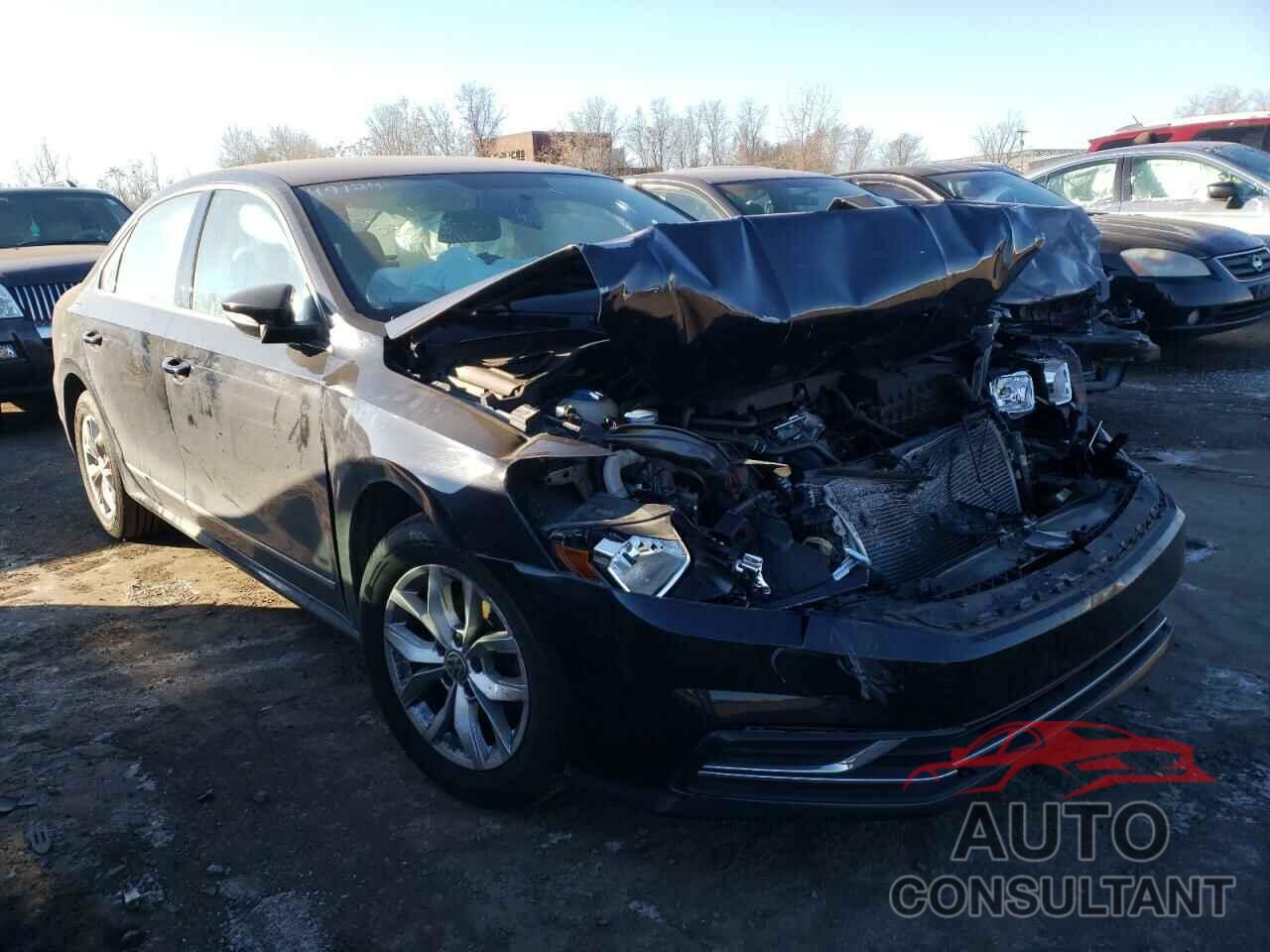 VOLKSWAGEN PASSAT 2017 - 1VWAT7A35HC043852