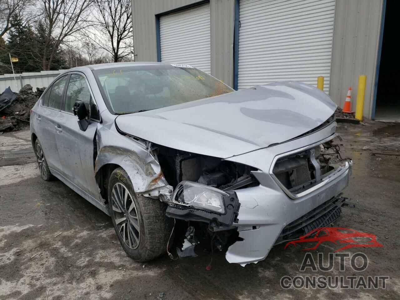 SUBARU LEGACY 2019 - 4S3BNAF6XK3040485