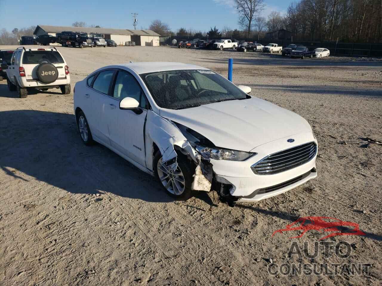 FORD FUSION 2019 - 3FA6P0LU4KR140341