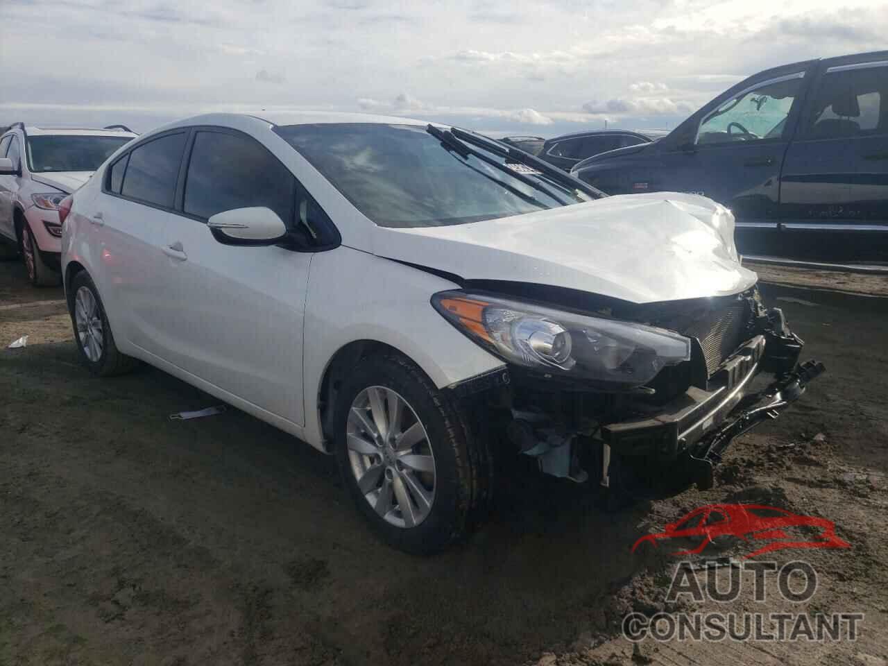 KIA FORTE 2016 - KNAFX4A6XG5604939