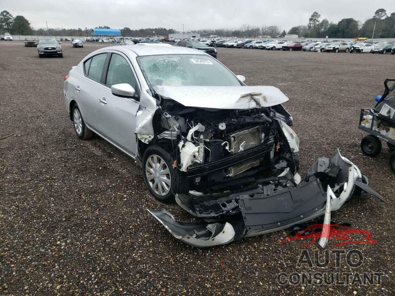 NISSAN VERSA 2017 - 3N1CN7AP7HK468446