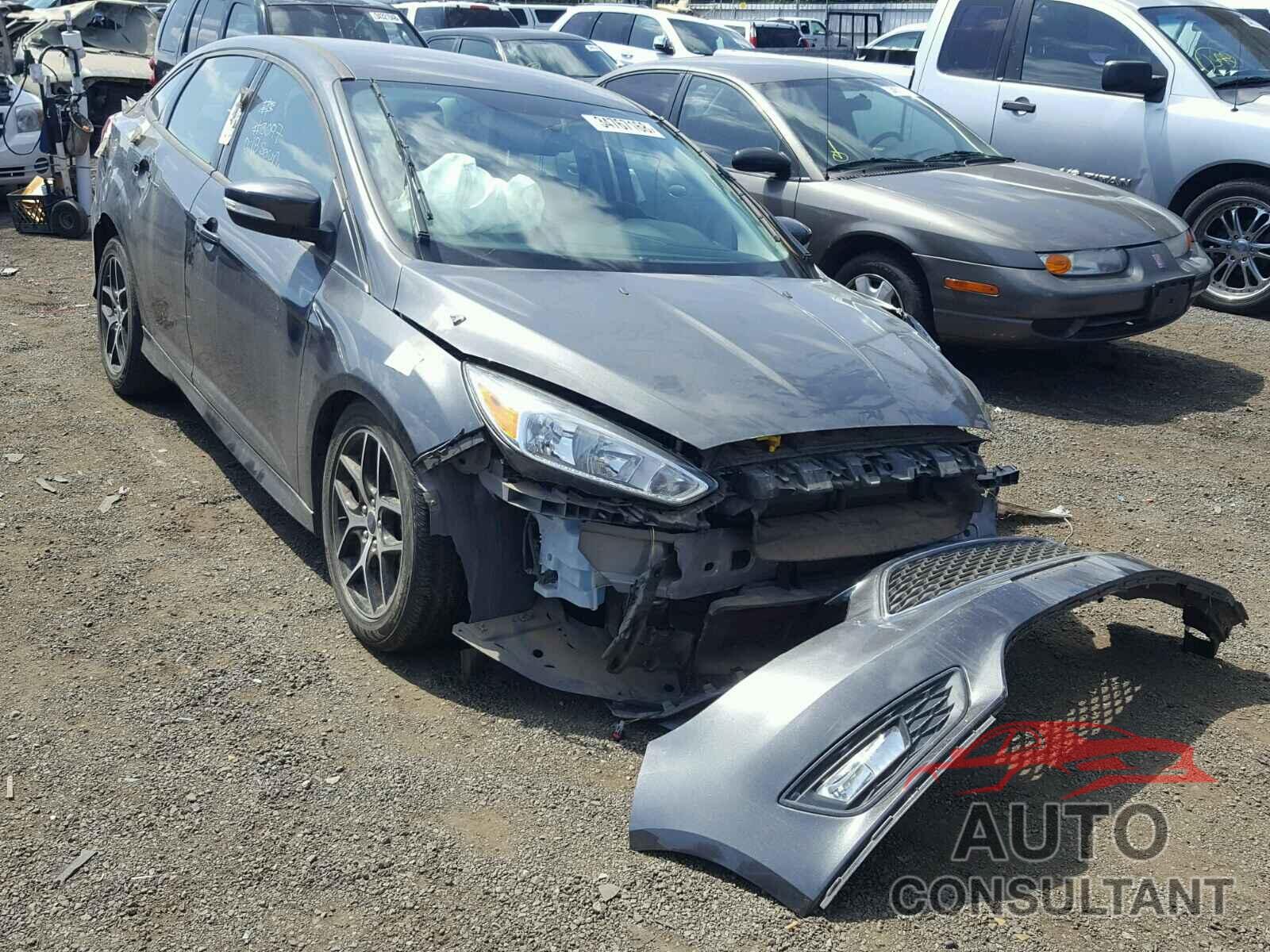 FORD FOCUS 2016 - 1FADP3F2XGL369678