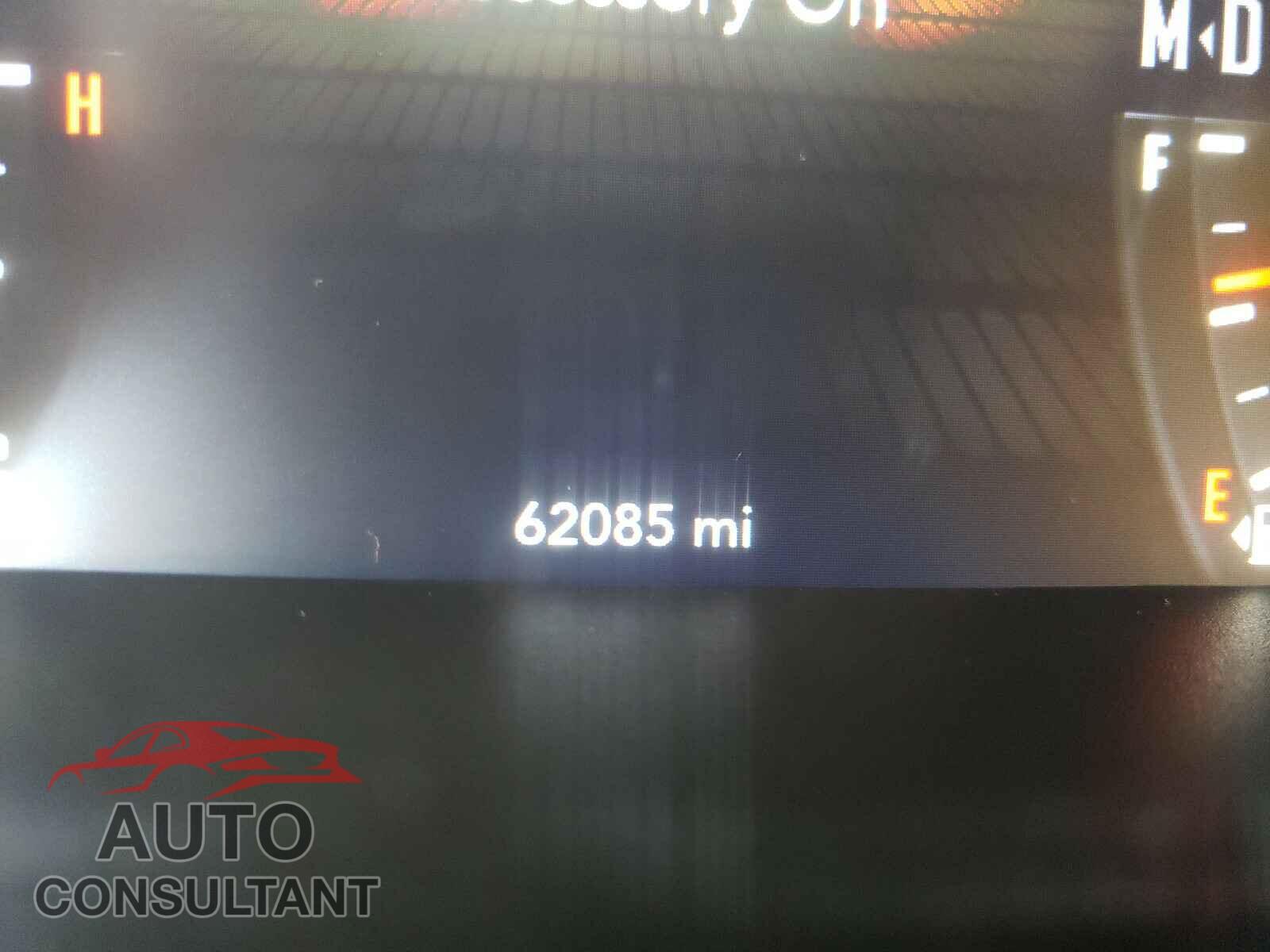 DODGE CHALLENGER 2017 - 2C3CDZBT7HH633040