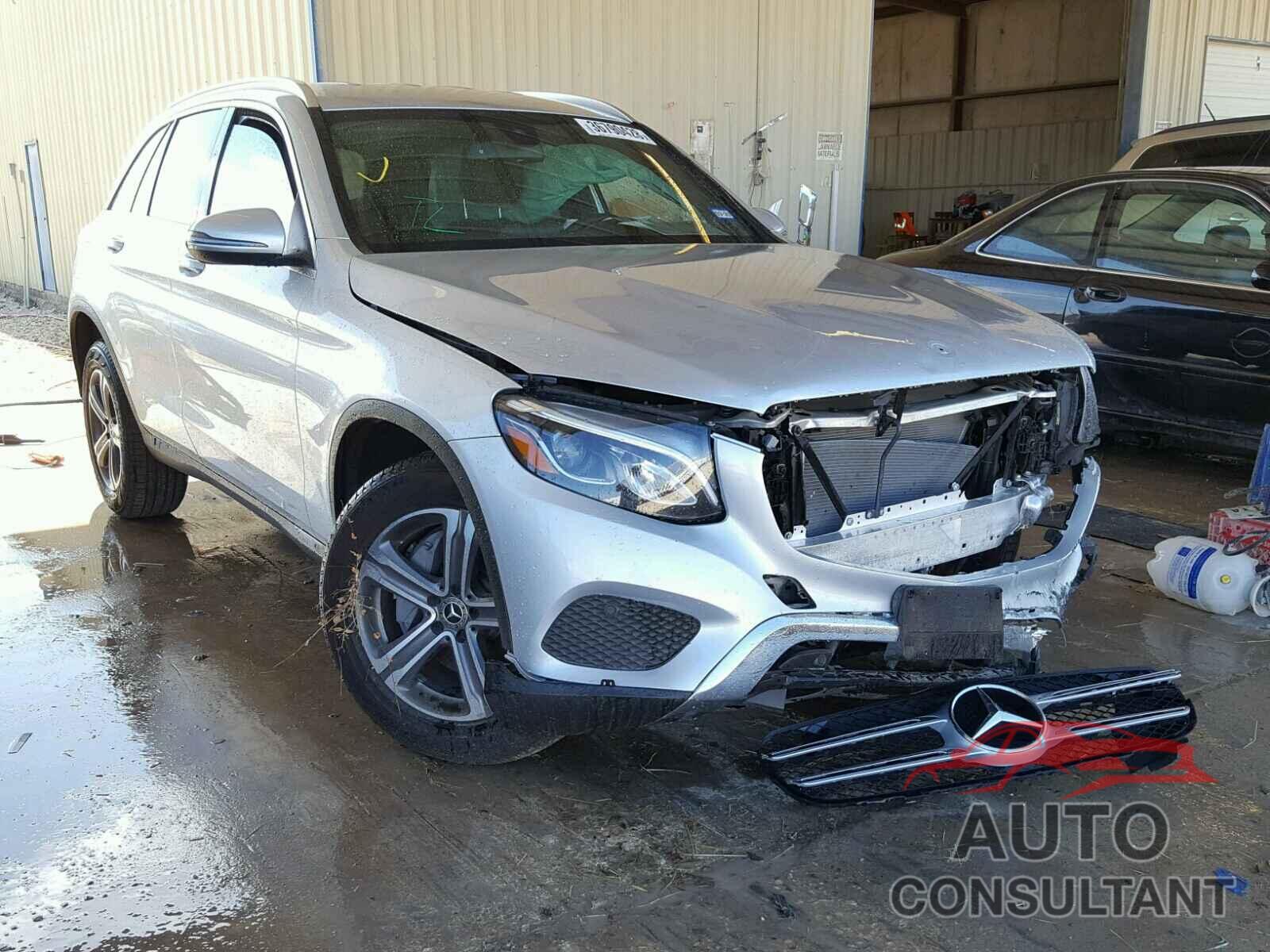 MERCEDES-BENZ GLC300 2018 - WDC0G4JB3JV066656