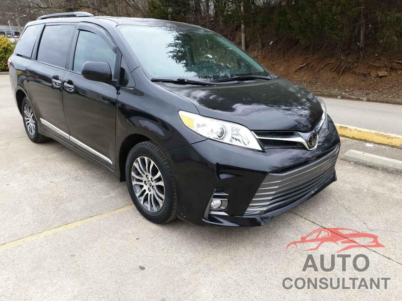 TOYOTA SIENNA 2019 - 5TDYZ3DC6KS988545