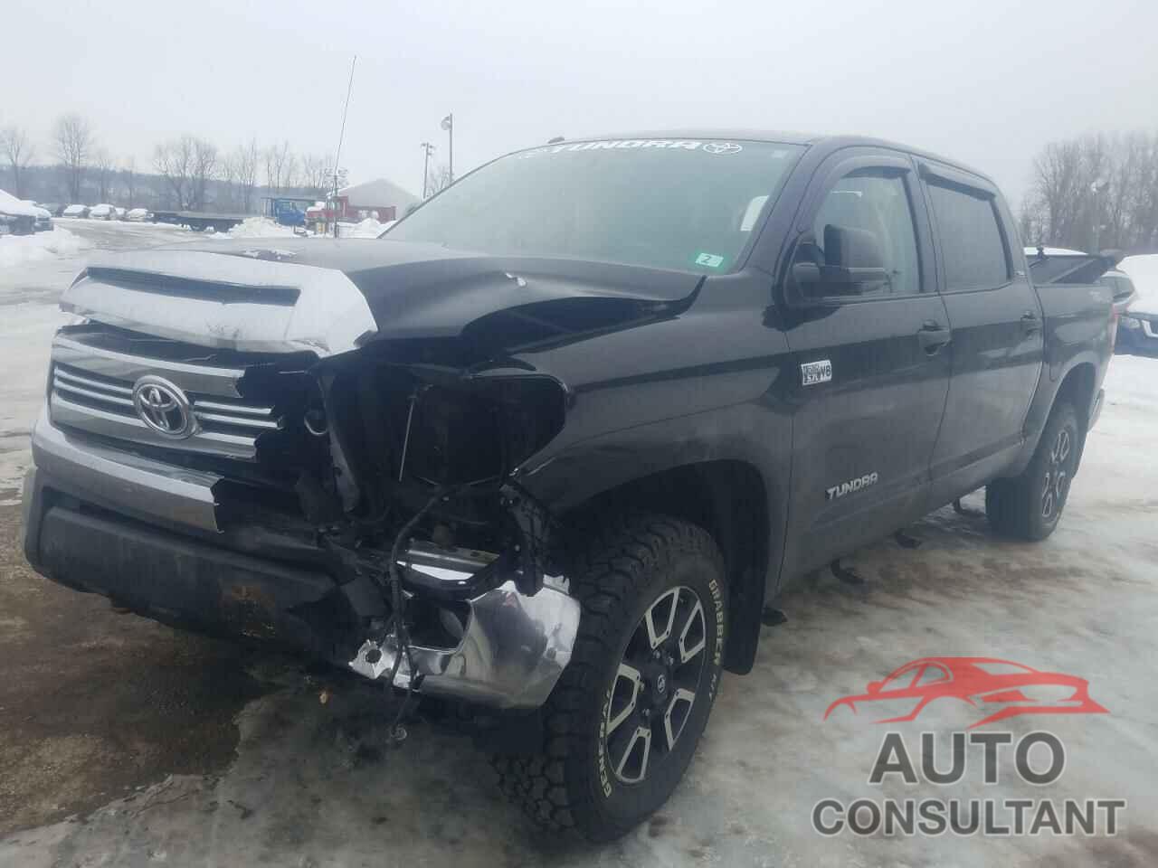 TOYOTA TUNDRA 2017 - 5TFDY5F17HX622332