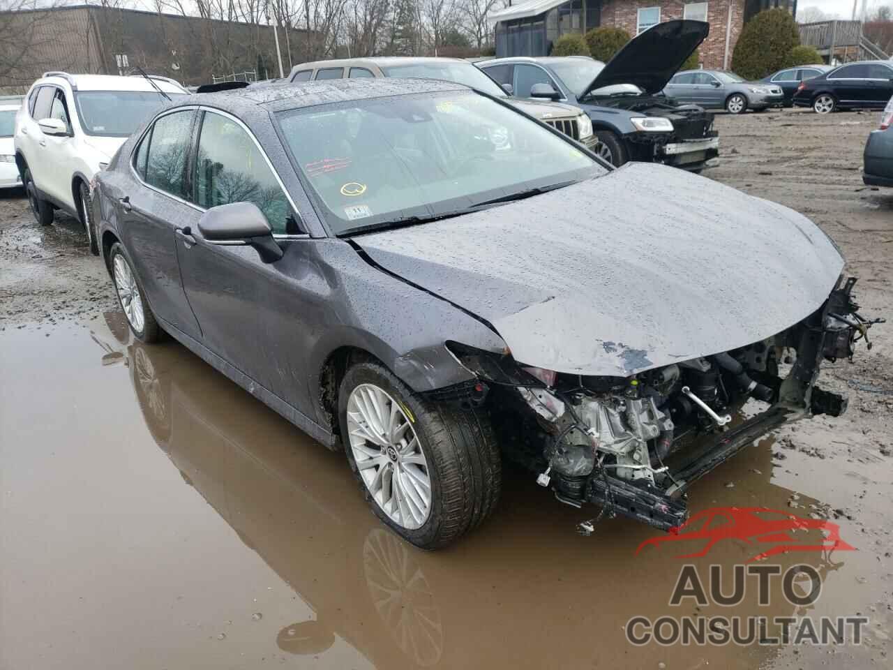 2020 CAMRY TOYOTA