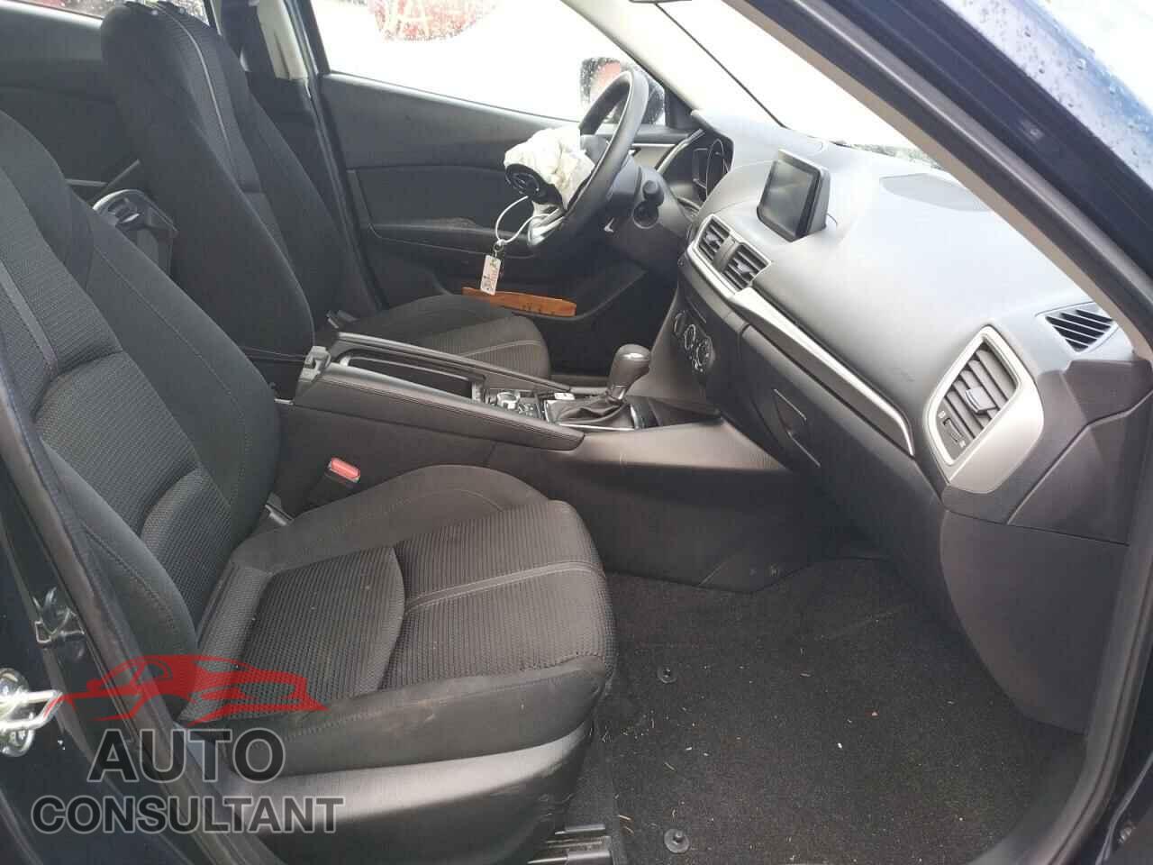 MAZDA 3 2017 - 3MZBN1U78HM153058