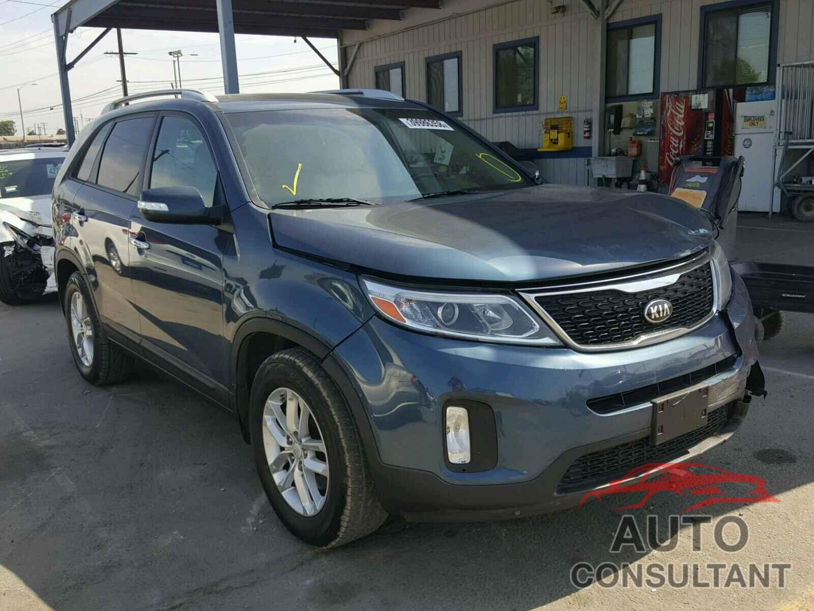 KIA SORENTO LX 2015 - 5XYKT3A62FG609114