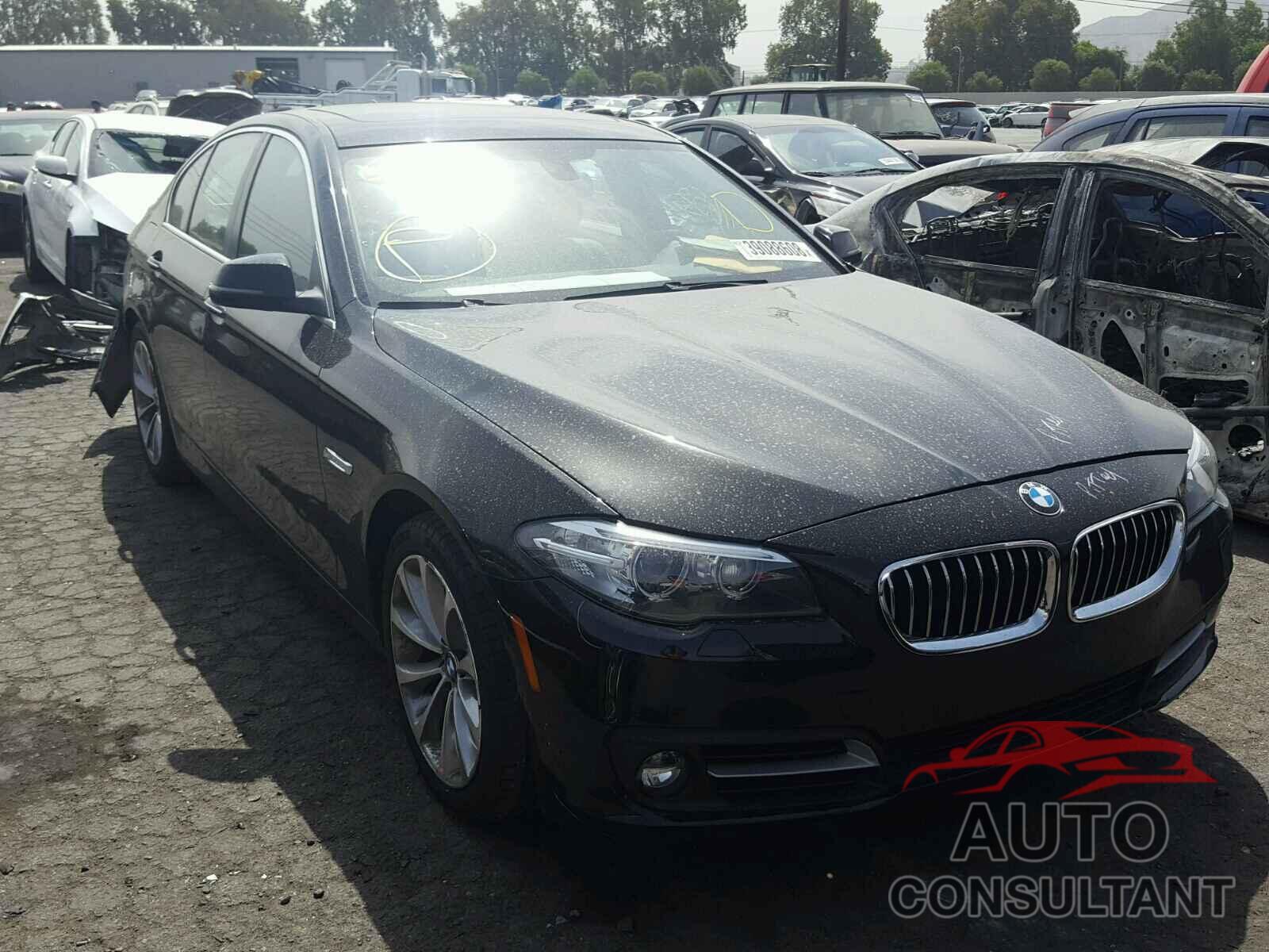 BMW 5 SERIES 2016 - WBA5A5C50GD526975