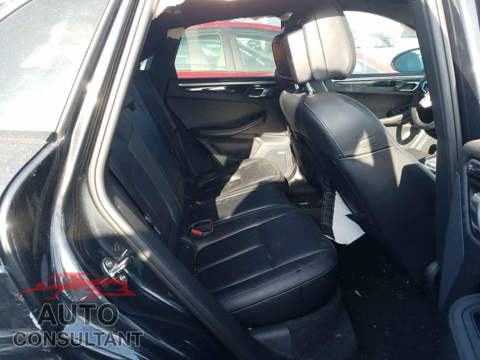 PORSCHE MACAN 2018 - WP1AA2A55JLB20771