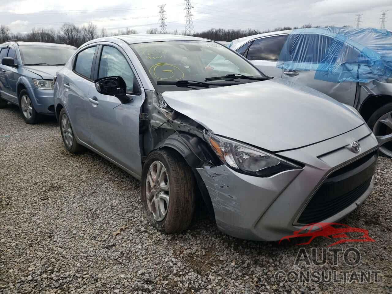 TOYOTA YARIS 2018 - 3MYDLBYV1JY317993